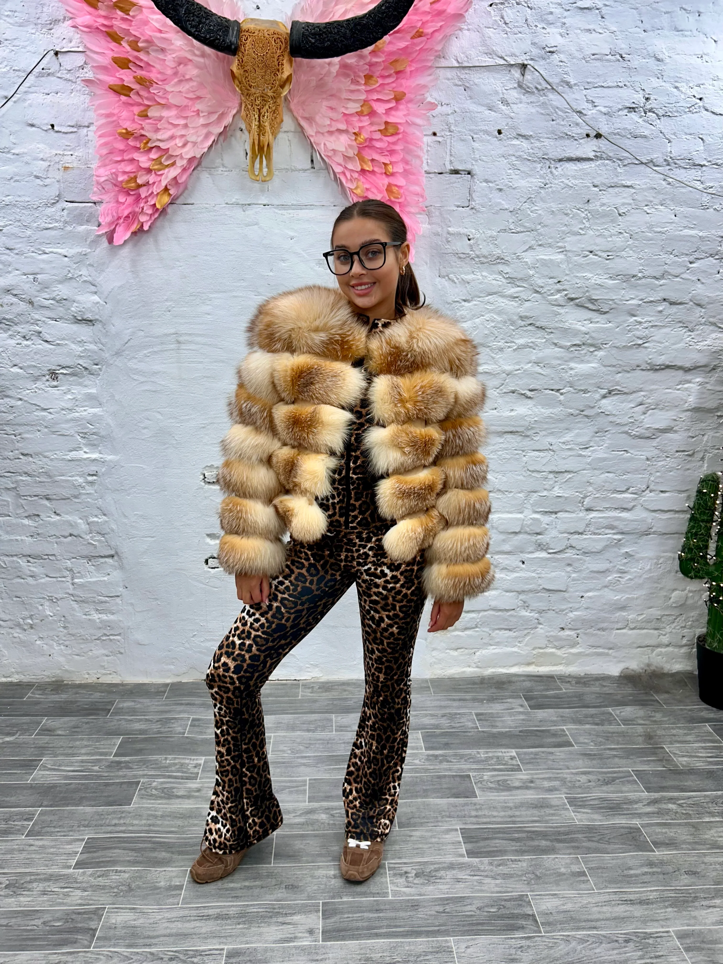 VIP Laura Jane Paris Saga Fur